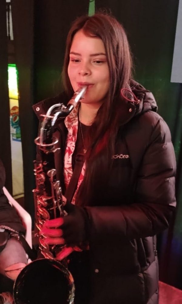 Madera Orquesta Show Valentina Villamil 01